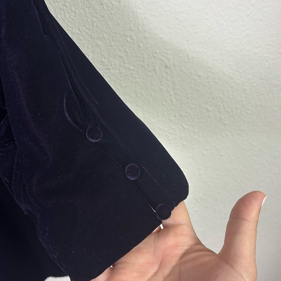 Lauren Ralph Lauren Black Label Velvet Button Down Puff Sleeve Top Purple size 8 - Picture 2 of 10